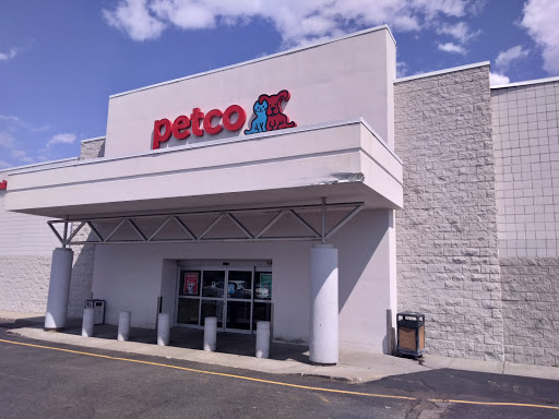 Pet Supply Store «Petco Animal Supplies», reviews and photos, 1 US-46, Totowa, NJ 07512, USA