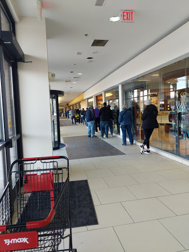 Shopping Mall «Town & Country Shopping Center», reviews and photos, 300 E Stroop Rd, Dayton, OH 45429, USA