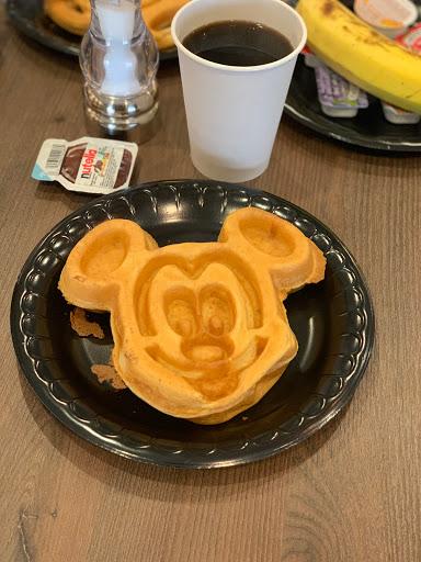 Hotel «Fairfield Inn & Suites by Marriott Orlando at SeaWorld®», reviews and photos, 10815 International Dr, Orlando, FL 32821, USA