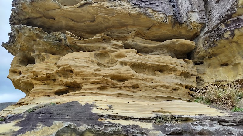 グランドキャニオン風の砂岩壁