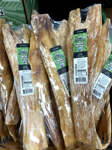 Pet Store «Pet Valu», reviews and photos, 1061 W Main St #12, Branford, CT 06405, USA