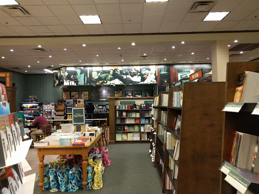 Book Store «Barnes & Noble», reviews and photos, 11500 Financial Centre Pkwy, Little Rock, AR 72211, USA