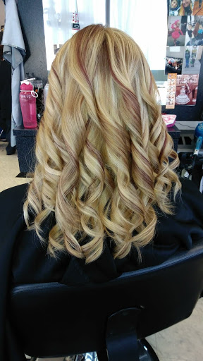 Beauty Salon «New Reflections Salon LLC», reviews and photos, 704 S Potomac St, Waynesboro, PA 17268, USA