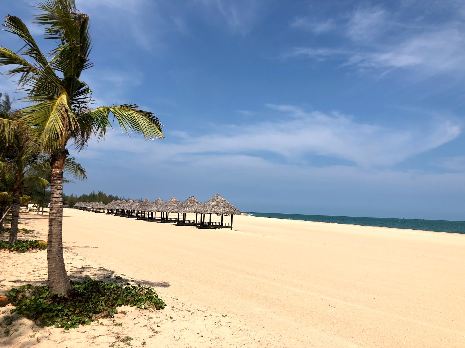 Foto von Coc lake Beach mit beiger sand Oberfläche