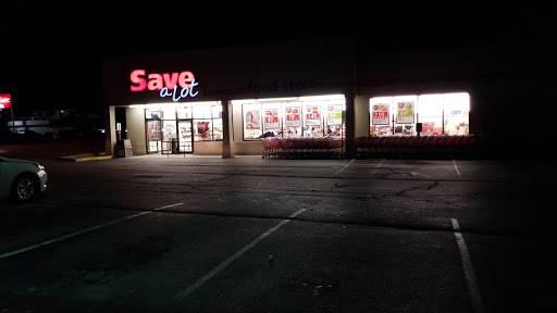 Grocery Store «Save-A-Lot», reviews and photos, 715 W Pearce Blvd, Wentzville, MO 63385, USA
