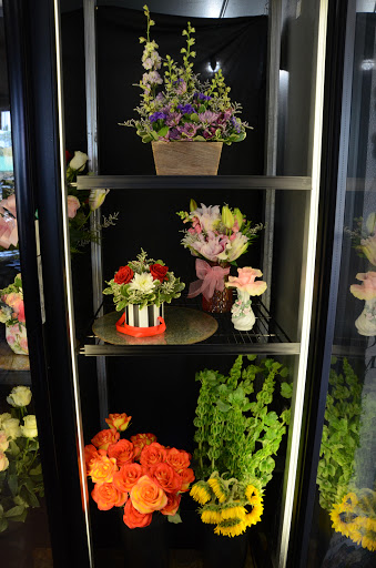 Florist «Classy Flowers», reviews and photos, 16708 Oak Park Ave, Tinley Park, IL 60477, USA