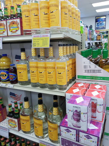 Liquor Store «Big Red Liquors Inc», reviews and photos, 5301 W 10th St, Indianapolis, IN 46224, USA