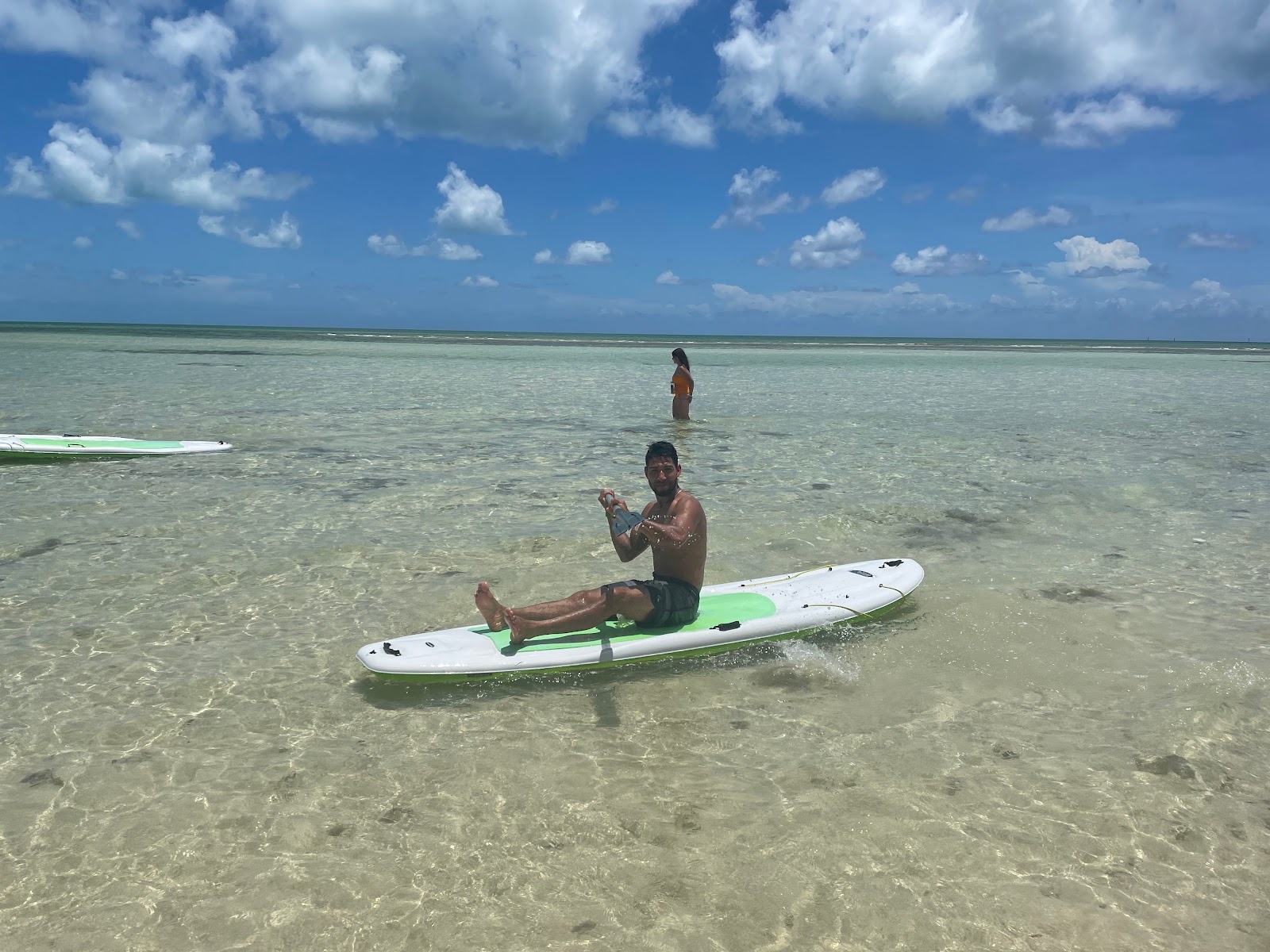 Foto de Adelaide beach com meios de comunicação nível de limpeza