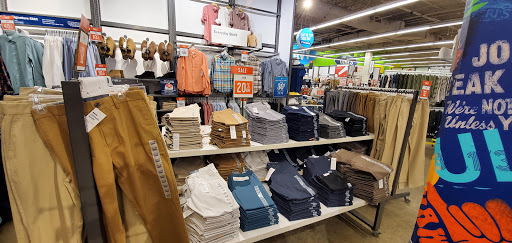 Clothing Store «Old Navy», reviews and photos, 3131 E Main St, Mohegan Lake, NY 10547, USA