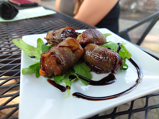 Wine Bar «The Harvest Wine Bar», reviews and photos, 14559 Westlake Dr, Lake Oswego, OR 97035, USA