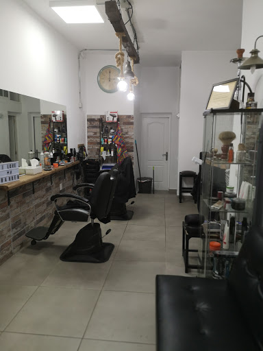 Peluquería de Caballeros  Román en Guargacho, Santa Cruz de Tenerife