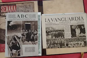 Periódicos Históricos | Regalos únicos | Periódicos, revistas y vinos antiguos desde el año 1904 hasta hoy. image