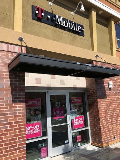 Cell Phone Store «T-Mobile», reviews and photos, 41093 Fremont Blvd #104, Fremont, CA 94538, USA