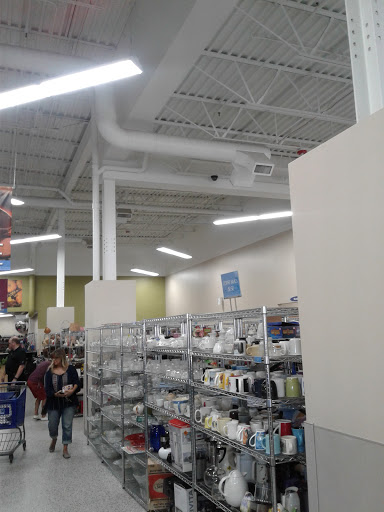 Thrift Store «Goodwill Store & Donation Center», reviews and photos, 6300 Kingery Hwy #25, Willowbrook, IL 60527, USA