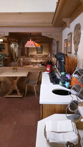 European Restaurant «Alpenrose Restaurant», reviews and photos, 4 E 8th St, Holland, MI 49423, USA