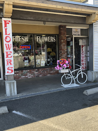 Bevess Floral, 4221 Montgomery Dr, Santa Rosa, CA 95405, USA, 