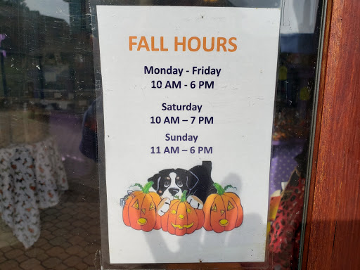 Pet Supply Store «Paw Dazzle Pet Bakery and Boutique», reviews and photos, 615 E Moss Mill Rd, Galloway, NJ 08205, USA