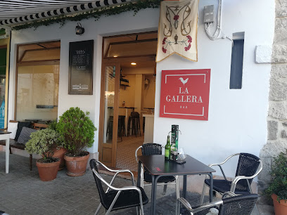 La Gallera Bar - Pl. Magdalena, 5, 33500 Llanes, Asturias, Spain