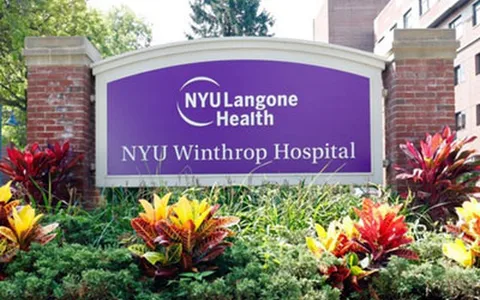 NYU Langone Hospital Long Island image