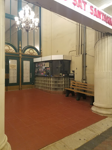 Performing Arts Theater «Broadway Theatre of Pitman», reviews and photos, 43 S Broadway, Pitman, NJ 08071, USA