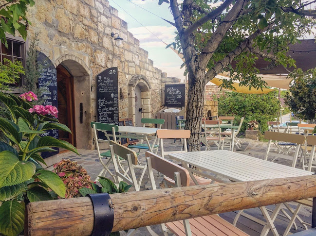 Zsámbék, Corvin János u. 5, 2072