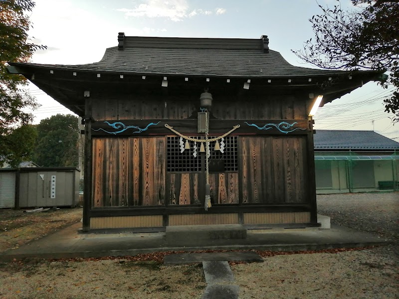 地頭方氷川神社