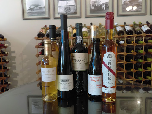 Wine Store «San Dimas Wine Shop & Tasting Room», reviews and photos, 225 W Bonita Ave, San Dimas, CA 91773, USA