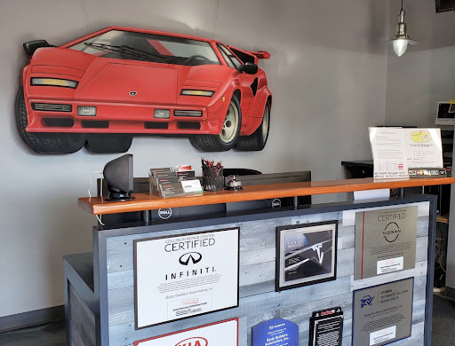 Auto Repair Shop «Body Builders Automotive», reviews and photos, 3835 Industrial Ave, Rolling Meadows, IL 60008, USA