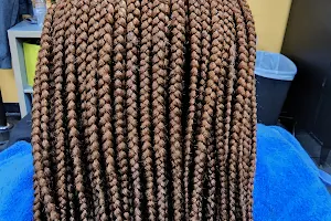 Essence Braids And Weaves image