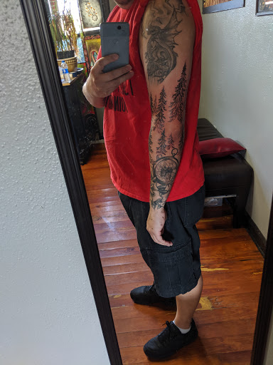 Tattoo Shop «29 Palms Tattoo», reviews and photos, 506 Manatee Ave E, Bradenton, FL 34208, USA