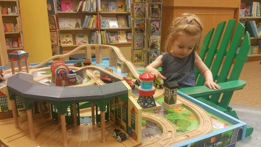 Book Store «Barnes & Noble», reviews and photos, 20 Hatton Pl, Hilton Head Island, SC 29926, USA