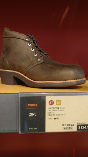 Shoe Store «Red Wing», reviews and photos, 20 Commerce Way #12, Seekonk, MA 02771, USA