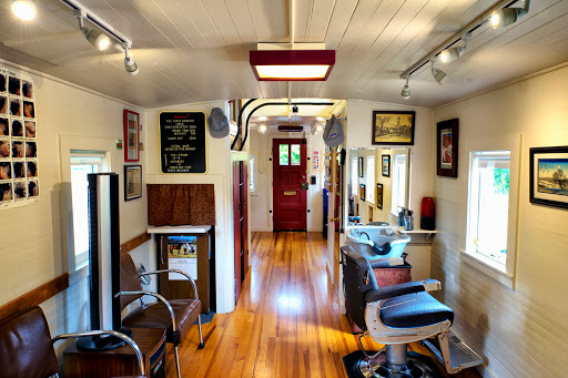 Barber Shop «Cut Loose Caboose Barber Shop», reviews and photos, 240 NW Gilman Blvd, Issaquah, WA 98027, USA