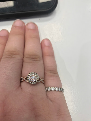 Jeweler «REEDS Jewelers», reviews and photos, 15601 Starfish St #110, Panama City Beach, FL 32413, USA