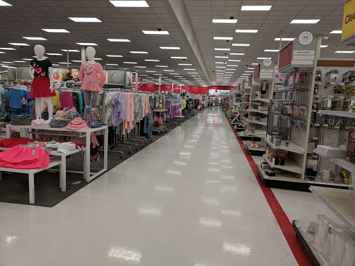 Department Store «Target», reviews and photos, 6100 Broadmoor St, Mission, KS 66202, USA