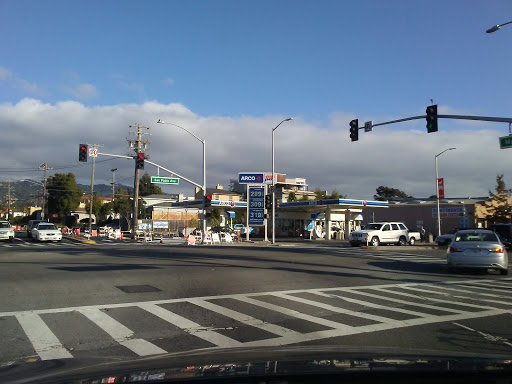 Convenience Store «AMPM», reviews and photos, 1001 San Pablo Ave, Albany, CA 94706, USA