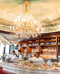 Atmosphère du Restaurant de spécialités alsaciennes Brasserie L'Alsace à Paris - n°14