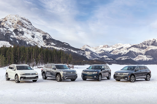 Volkswagen Dealer «Larry Roesch Volkswagen», reviews and photos, 313 W Grand Ave, Bensenville, IL 60106, USA