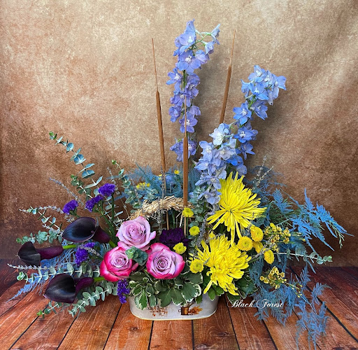 Florist «Black Forest Flowers and Gifts», reviews and photos, 3426 Tampa Rd, Palm Harbor, FL 34684, USA