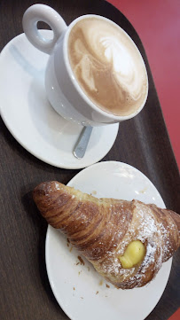 Croissant du Café illy à Paris - n°18