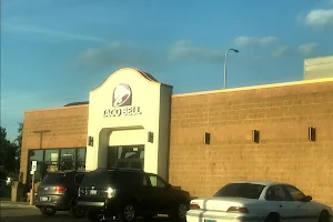 Taco Bell image