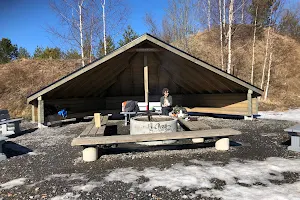 Vehoniemi Lean-to Shelter image