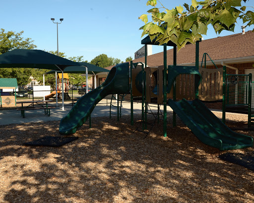 Day Care Center «La Petite Academy of Springfield, MO», reviews and photos, 1714 S Enterprise Ave, Springfield, MO 65804, USA