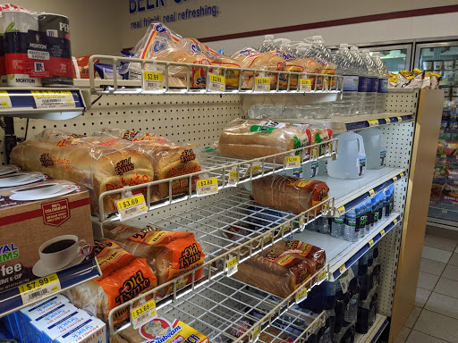 Convenience Store «Royal Farms», reviews and photos, 33620 Chincoteague Rd, Wallops Island, VA 23337, USA