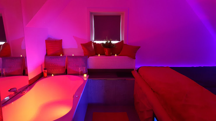 Photo Ferienwohnung Bizarre Traumsuiten 97353 Wiesentheid