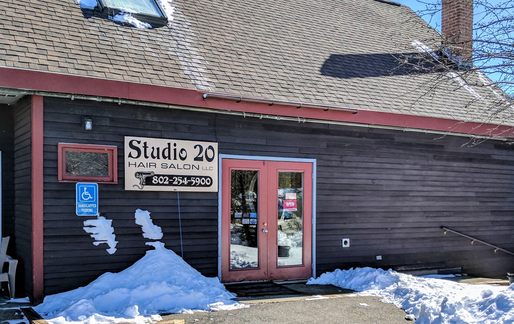 Studio 20 Hair Salon