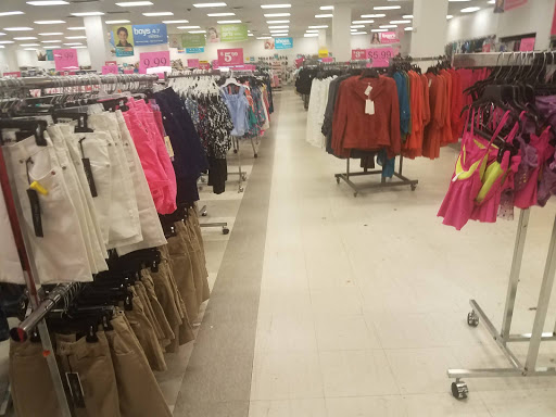 Discount Store «Fallas Discount Stores», reviews and photos, 2195 Harlem Rd, Cheektowaga, NY 14225, USA