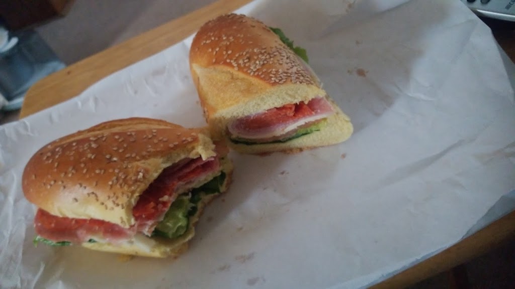 Rocky Point Road Deli 11953