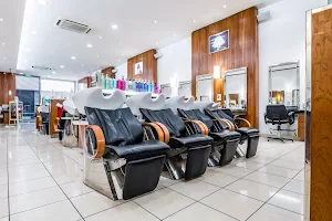 Peter Mark Hairdressers Pavilions Shopping Centre image