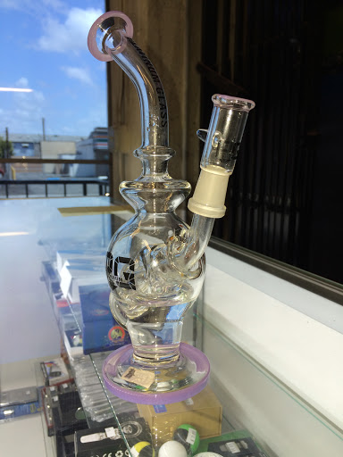 Tobacco Shop «Atlantic Smoke Shop», reviews and photos, 375 Atlantic Ave #104, Long Beach, CA 90802, USA